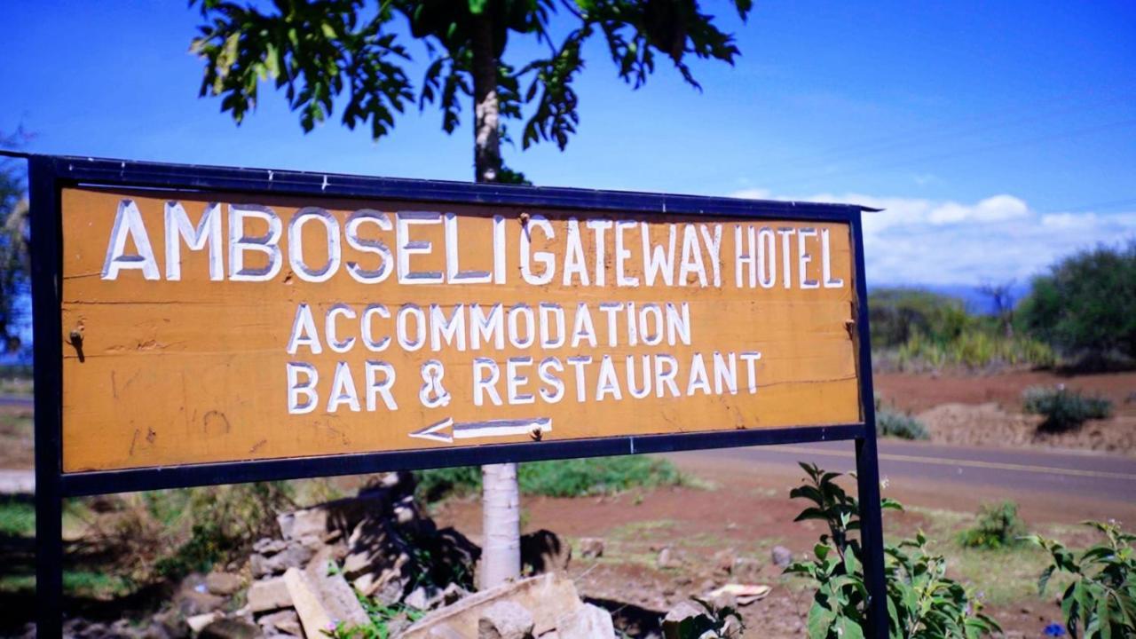 Amboseli Gateway Hotel Kimana Bagian luar foto